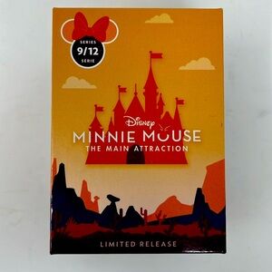 Minnie Mouse Series 9/12 Magic band Disney. Never registered.